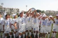  بالفيديو: توزيع الميداليات على لاعبي أولاد مكابي يافا بعد فوزهم ببطولة الكأس